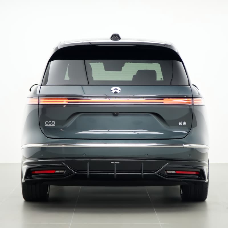 2026 NIO ES8