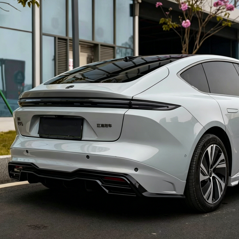 NIO ET5